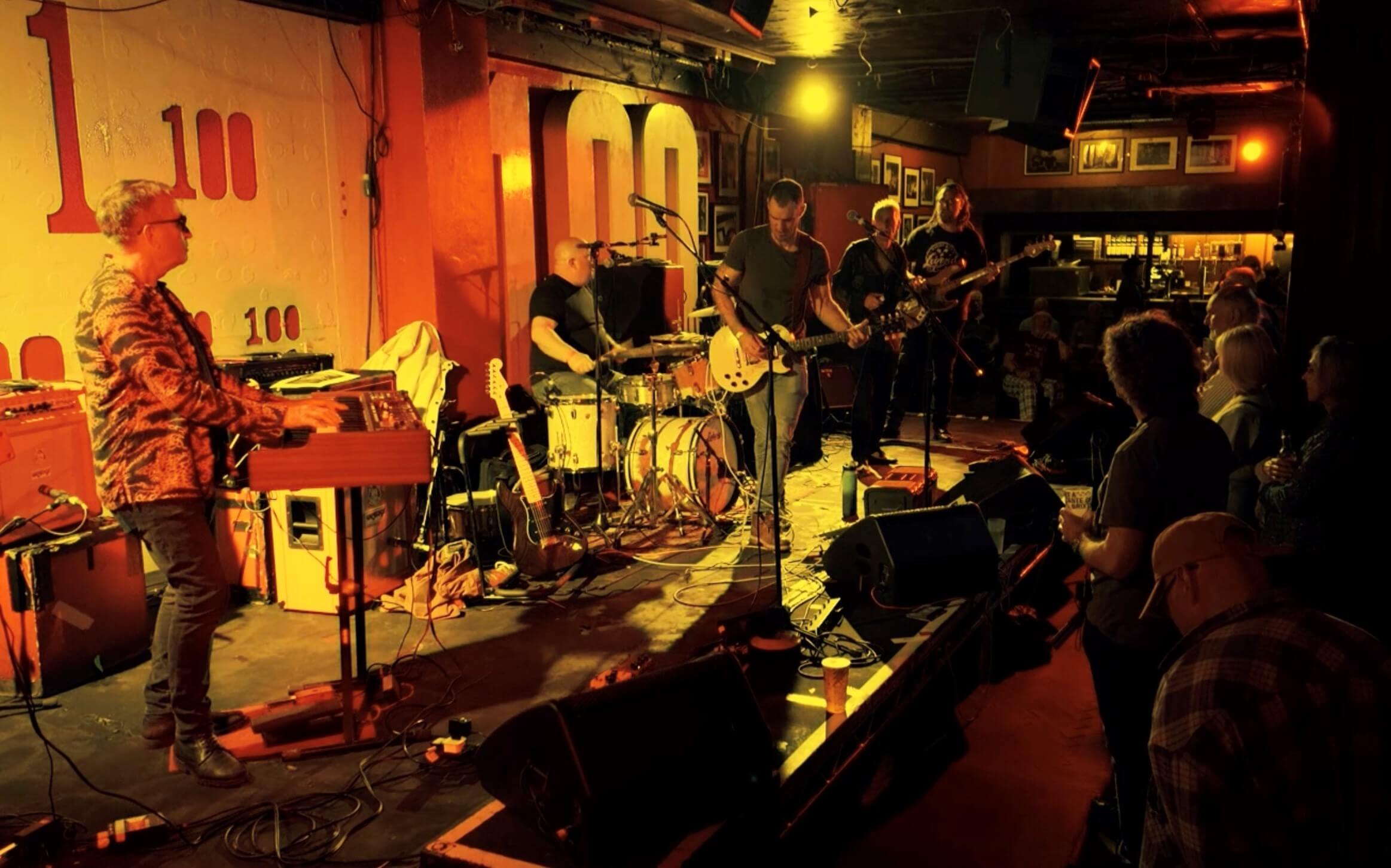 Get Loose at 100 Club